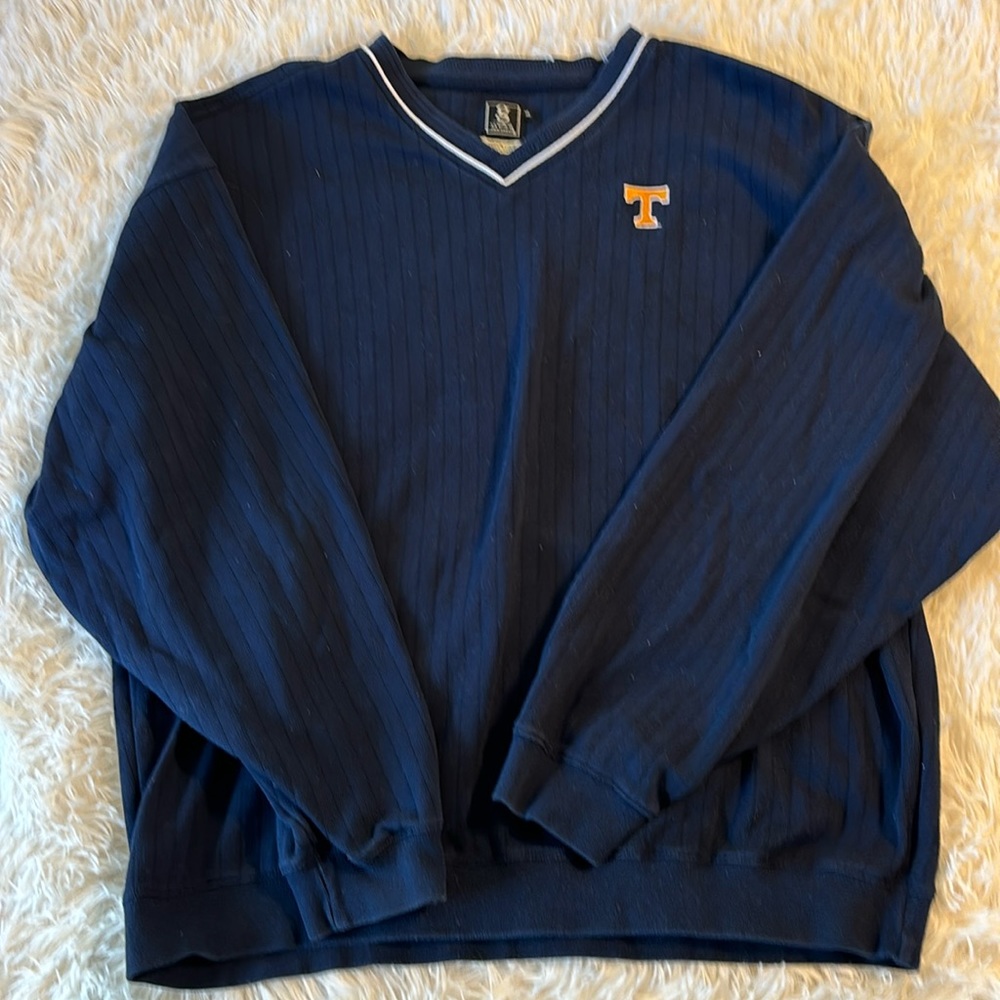 Men’s long sleeve navy v-neck University of Tennessee logo